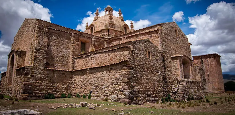 lampa pucara tinajani